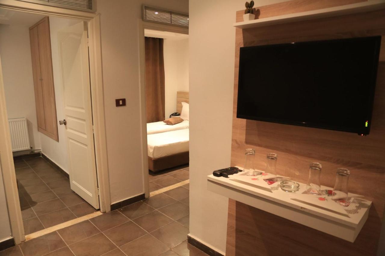 Mondial Hotel チュニス エクステリア 写真