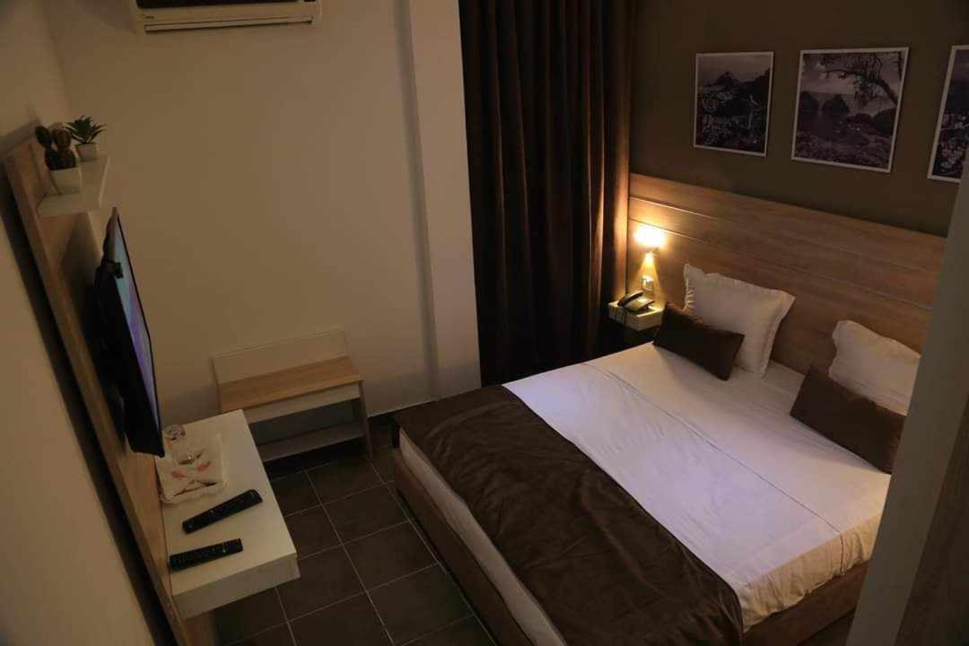 Mondial Hotel チュニス エクステリア 写真